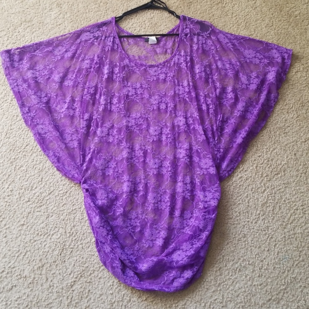 Cute lace shirt